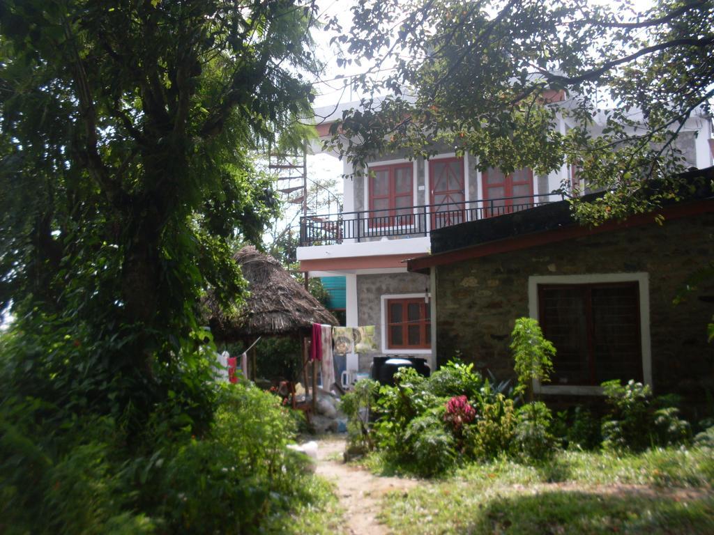 مبيت وإفطار بوكْرا Dinesh House المظهر الخارجي الصورة
